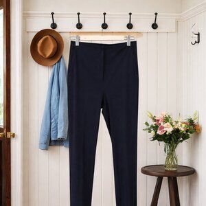 Lululemon Ladies On The Move Trouser Pant in Navy Blue Size 8